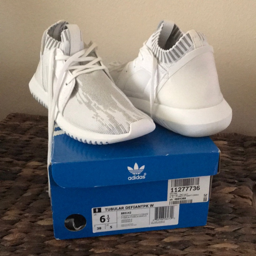 Adidas Women’s 6.5 Tubular